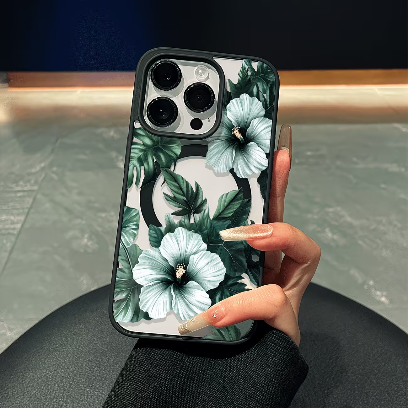 Green Floral Print Phone Case  - огляд і ціна Phone Cases Otterbox