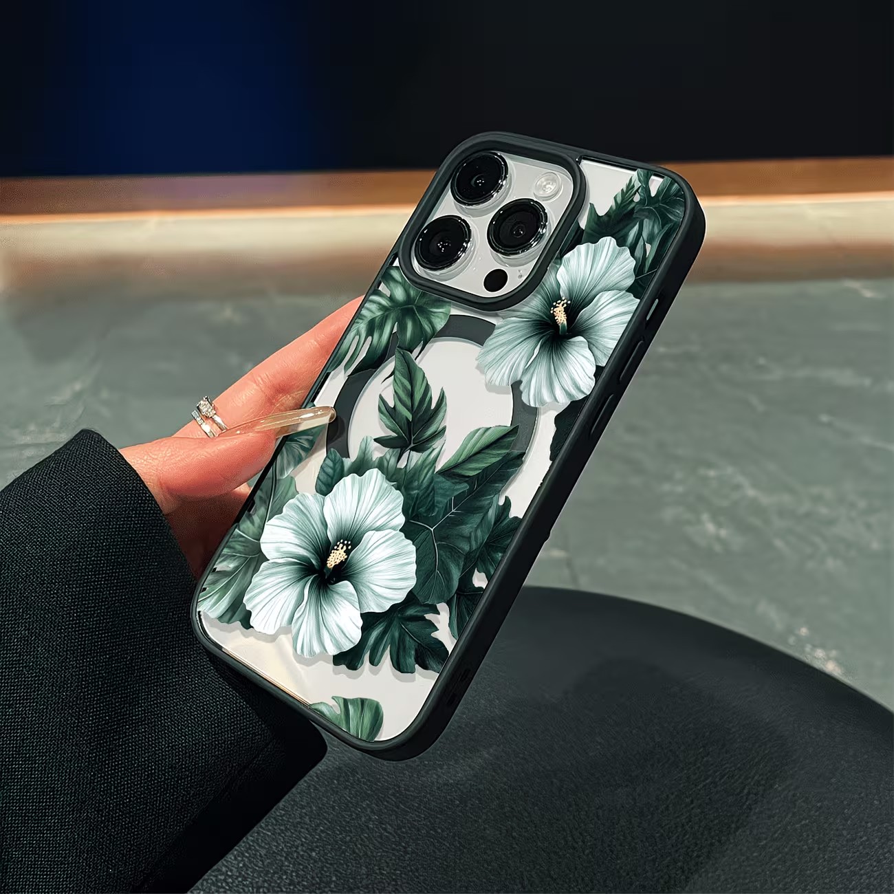 Green Floral Print Phone Case  - огляд і ціна Phone Cases Otterbox
